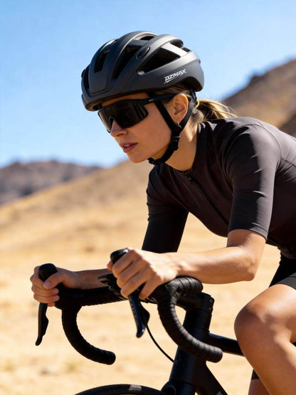 DZMAX Smart Bike Helmet with Bluetooth 5.3, Reduces Wind Noise by Up to 15 dB for Clearer Calls, Voice Navigatio & Music, Lightweight Cycling Helmet for Urban & E-Bike Use (Black)