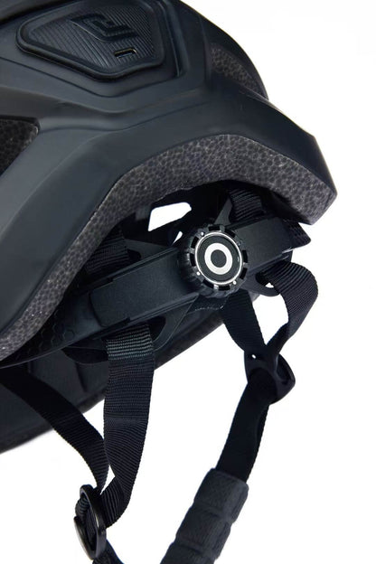 DZMAX Smart Bike Helmet with Bluetooth 5.3, Reduces Wind Noise by Up to 15 dB for Clearer Calls, Voice Navigatio & Music, Lightweight Cycling Helmet for Urban & E-Bike Use (Black)